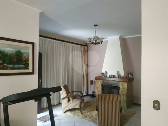 Casa Térrea à venda com 3 quartos, sendo 1 suíte,  em Interlagos, São Paulo, SP