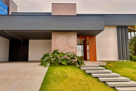 Casa à venda com 3 suítes no condomínio Campos do Conde I e II, Sorocaba - SP