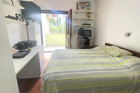 Casa à venda com 4 suítes no condomínio Vivendas do Lago, Sorocaba - SP