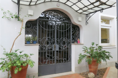 Sobrado à venda com 5 quartos, sendo 4 suítes, em Jardim Panorama, São Paulo, SP
