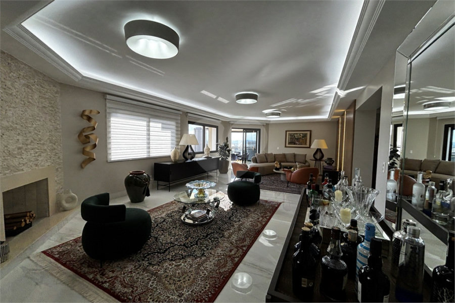 Apartamento à venda com 4 suítes em Santana, São Paulo, SP