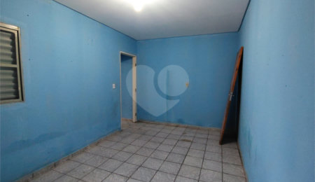 Sobrado para alugar com 2 quartos em Central Parque 4-l, Itapetininga, SP