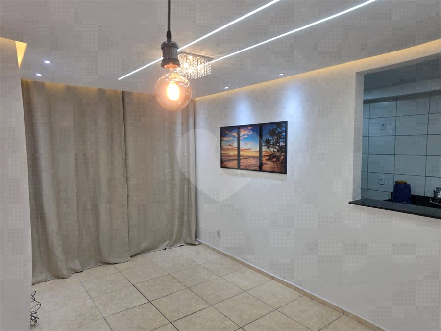 Apartamento à venda com 2 quartos em Santa Cruz, Rio de Janeiro, RJ