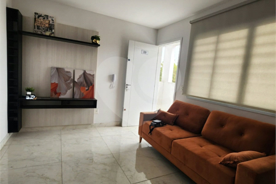 Casa à venda com 2 quartos no condomínio Esmeraldino, São Paulo - SP