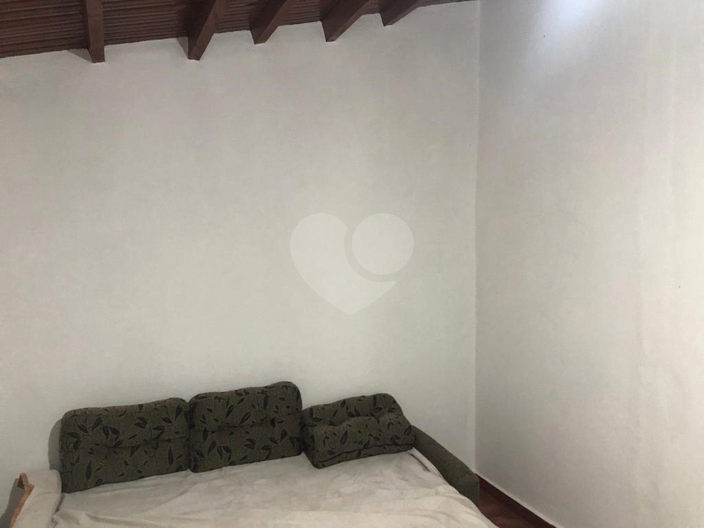 Sobrado à venda com 3 quartos em Serra da Cantareira, Mairiporã, SP