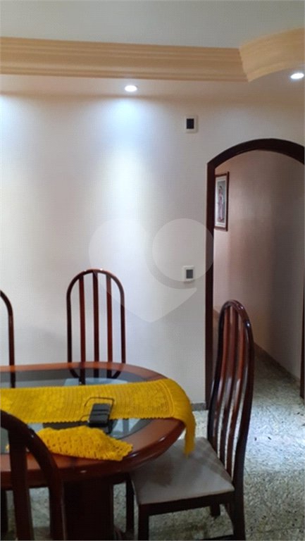 Sobrado à venda com 3 suítes em Jardim Vila Galvão, Guarulhos, SP