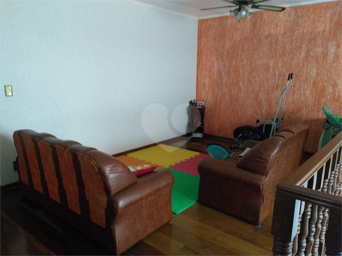 Casa à venda com 3 quartos, sendo 2 suítes,  em Vila Suissa, Mogi das Cruzes, SP