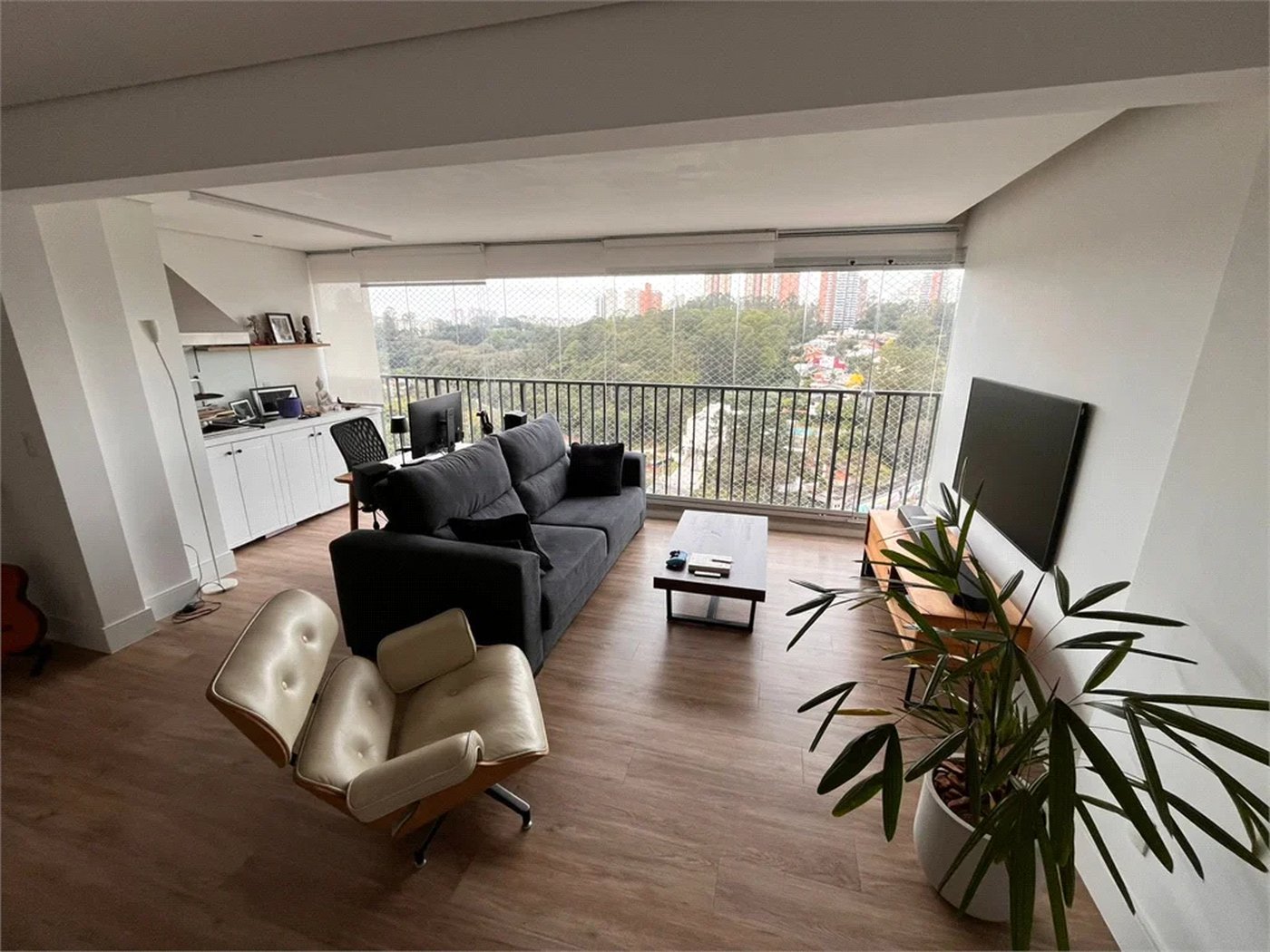 Apartamento à venda com 3 quartos, sendo 2 suítes, em Vila Andrade, São Paulo, SP