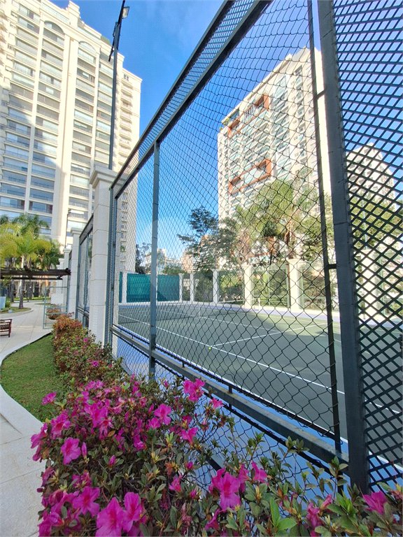 Apartamento à venda com 4 quartos, sendo 3 suítes,  em Vila Gertrudes, São Paulo, SP