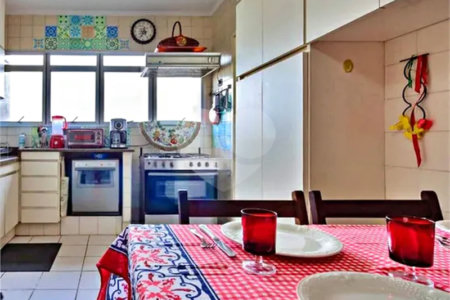 Apartamento à venda com 3 quartos, sendo 1 suíte, em Vila Andrade, São Paulo, SP