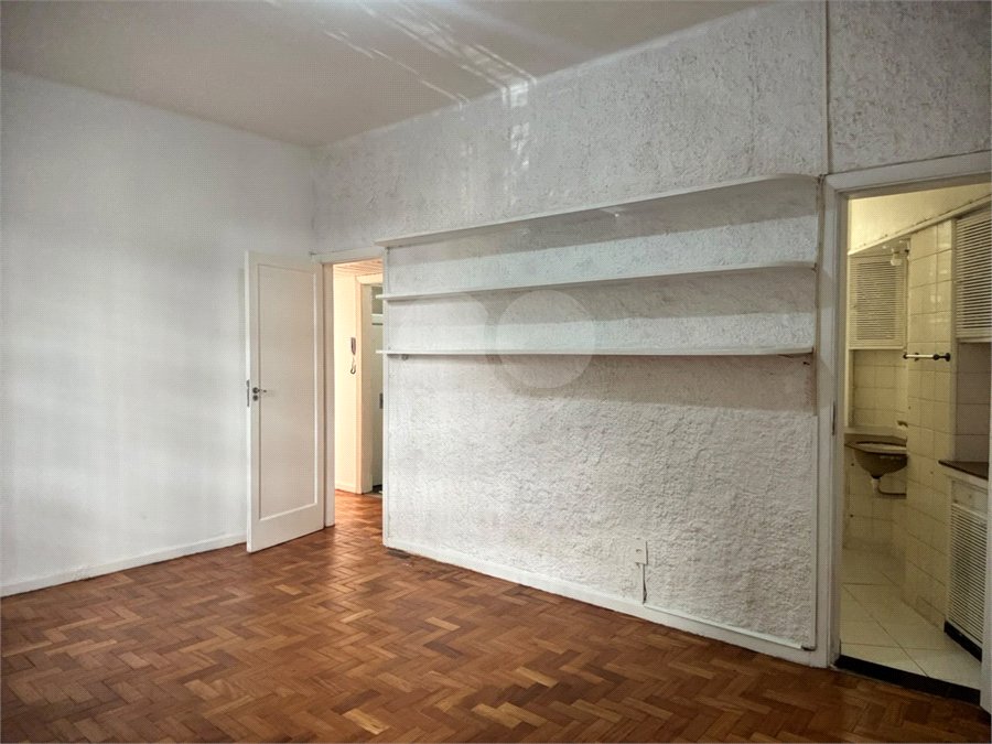 Apartamento à venda com 2 quartos, sendo 1 suíte, em Lagoa, Rio de Janeiro, RJ