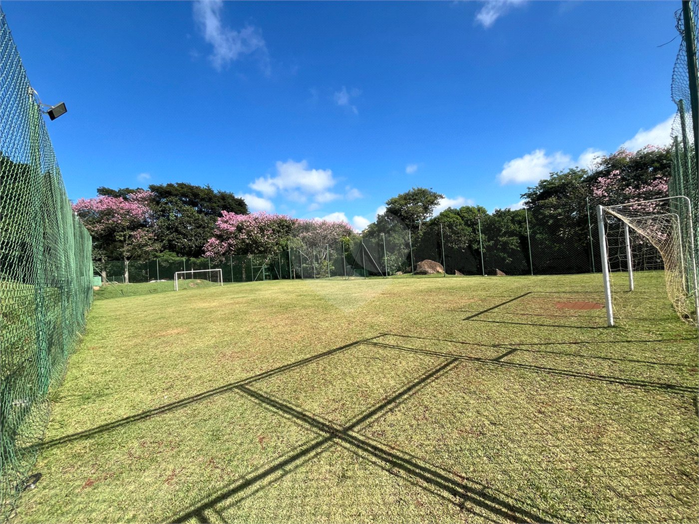 Terreno à venda no condomínio Parque dos Resedás, Itupeva - SP