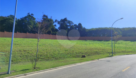 Terreno à venda no condomínio Alphaville - Fase 2, Jundiaí - SP