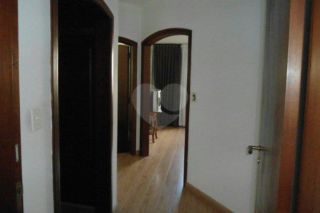 Sobrado à venda com 5 quartos, sendo 3 suítes, em Jardim Franca, São Paulo, SP