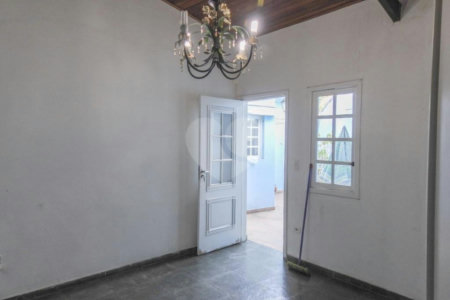 Casa Térrea à venda com 4 quartos, sendo 2 suítes, em Jardim das Bandeiras, São Paulo, SP