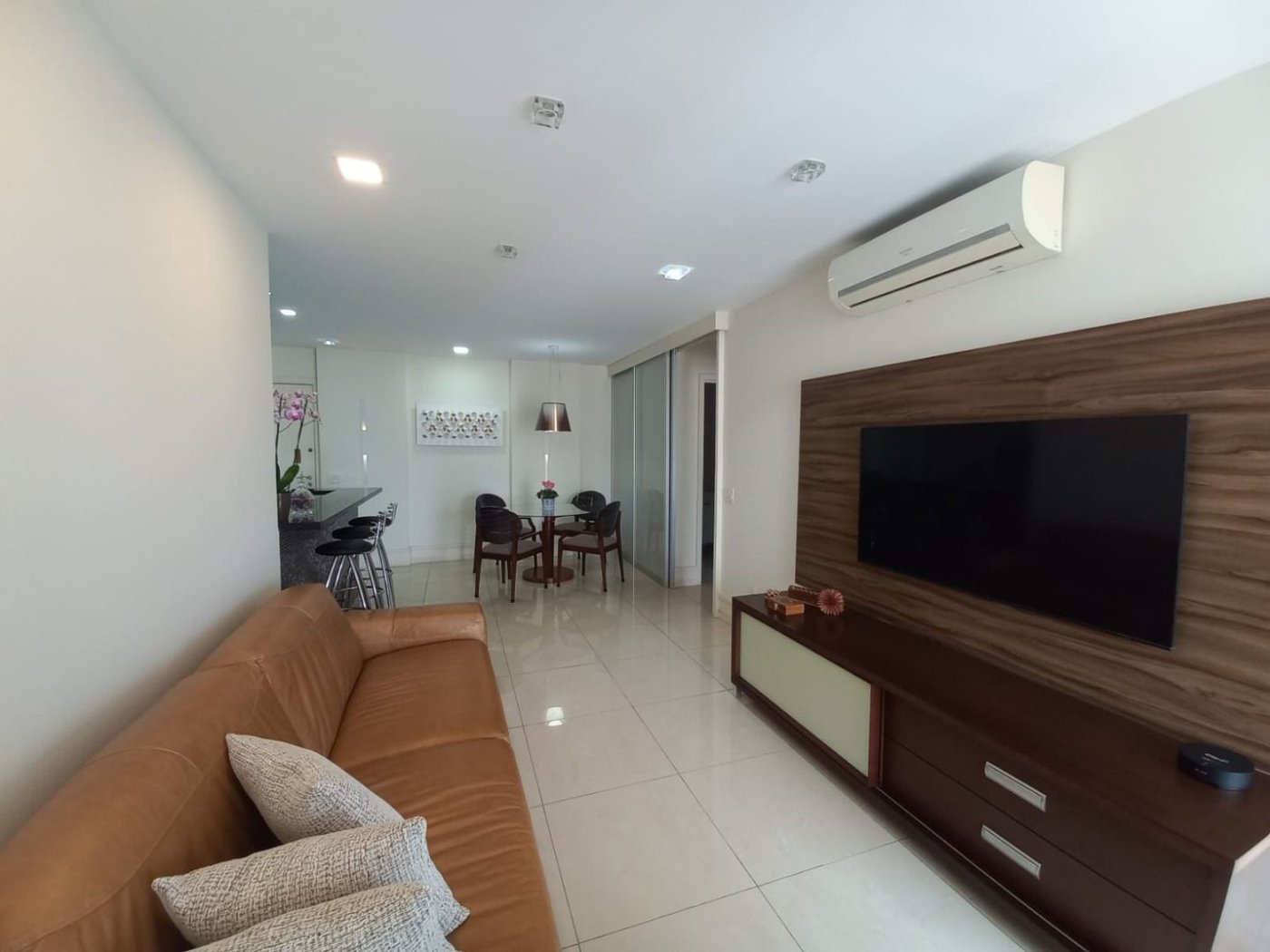 Apartamento com 2 dormitórios à venda, 99 m² por R$ 1.650.000,00 - Gonzaga - Santos/SP