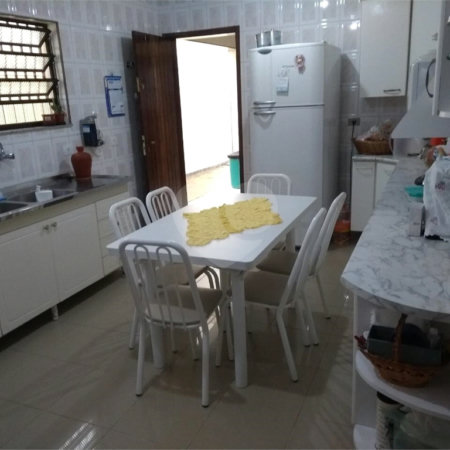 Sobrado à venda com 4 quartos, sendo 2 suítes,  em Bosque da Saúde, São Paulo, SP