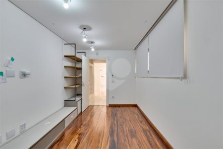 Casa Térrea à venda com 4 quartos, sendo 3 suítes, em Jardim Prudência, São Paulo, SP