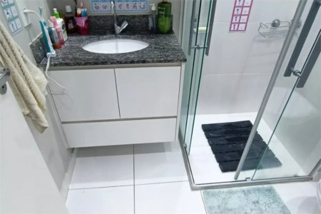 Apartamento à venda com 3 quartos, sendo 1 suíte,  em Jardim Vazani, São Paulo, SP