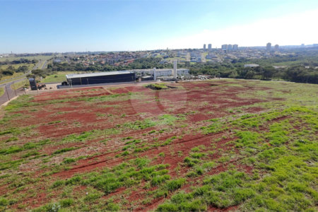 Terreno à venda em Jardim Quitandinha II, Araraquara, SP