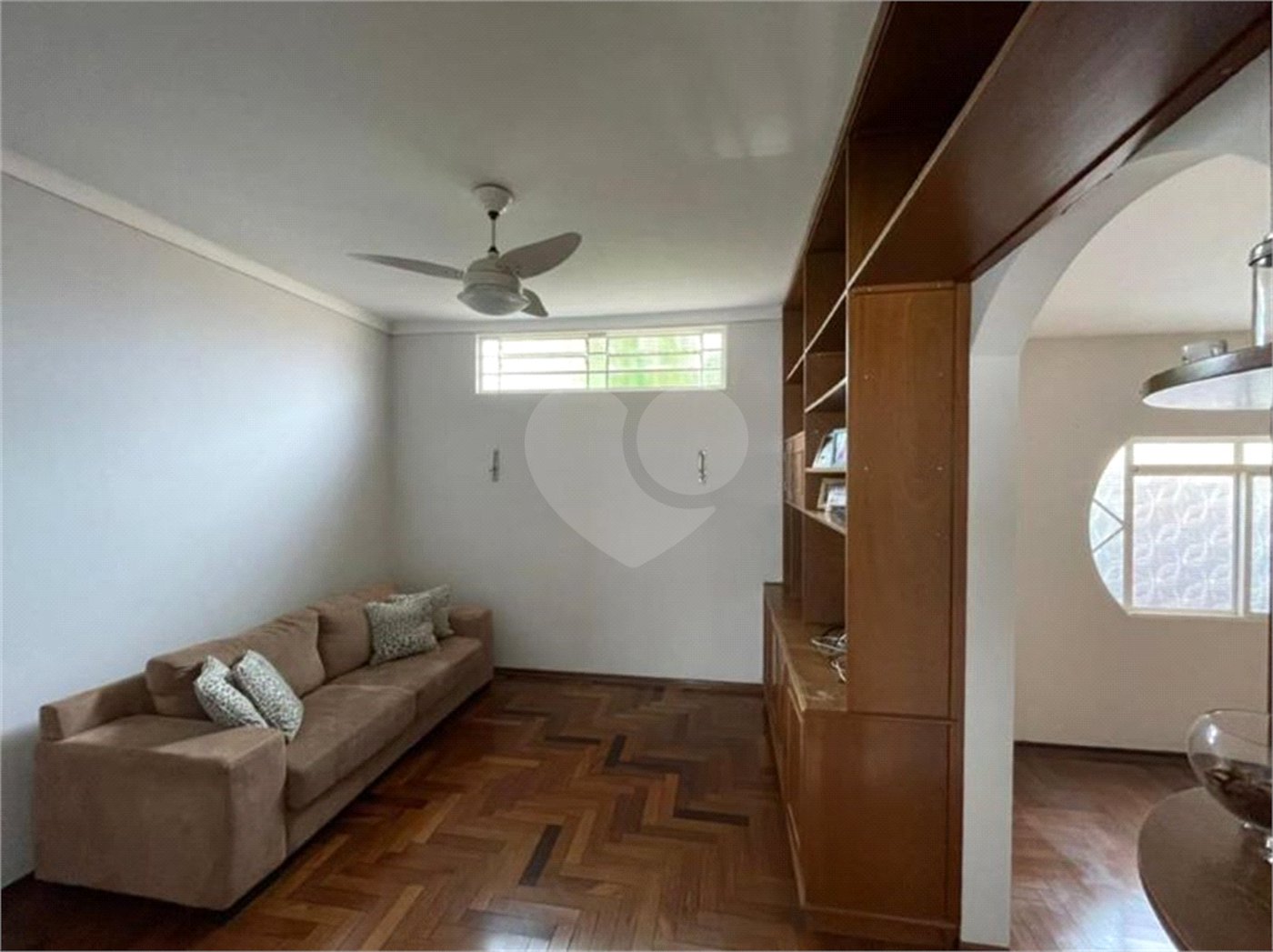 Casa térrea para venda no bairro Vila Xavier em Araraquara/SP.