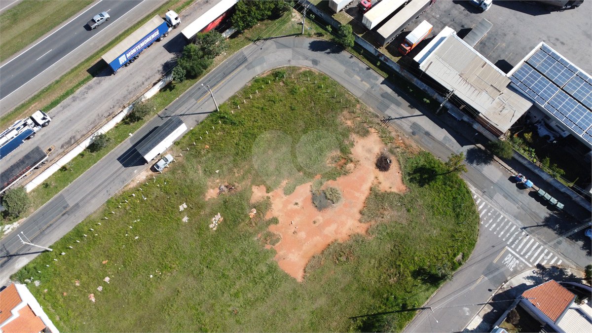 Terreno à venda em Residencial Santa Madre Paulina, Salto, SP
