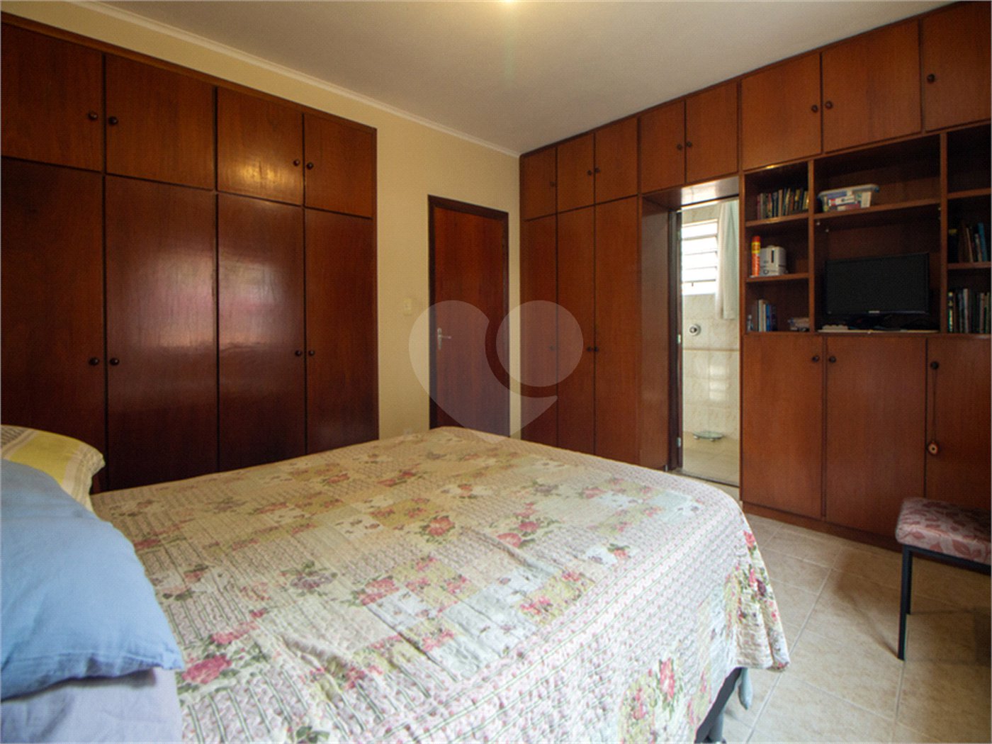 Casa à venda com 3 quartos, sendo 1 suíte, em Chácara Inglesa, São Paulo, SP