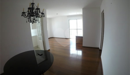 Apartamento para alugar com 2 quartos, sendo 1 suíte, em Campo Belo, São Paulo, SP