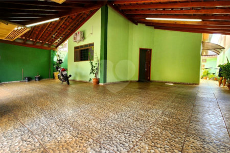 Casa à venda com 3 quartos, sendo 1 suíte, em Parque Residencial Vale do Sol, Araraquara, SP
