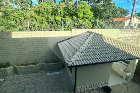 Casa à venda com 4 quartos, sendo 2 suítes, no condomínio Bosque de Grevilea, Vinhedo - SP