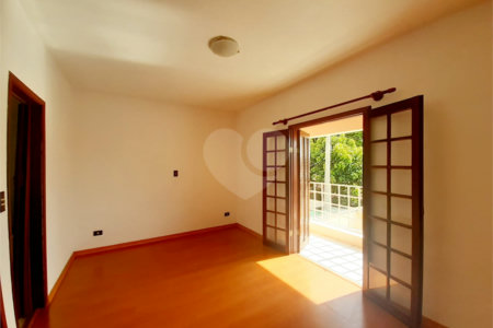 Casa à venda com 3 quartos, sendo 1 suíte,  em Jardim Califórnia, Indaiatuba, SP