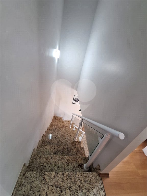 Casa à venda com 3 quartos, sendo 1 suíte, no condomínio Villaggio Tronchim, São Paulo - SP