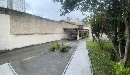Casa Térrea à venda com 3 quartos, sendo 2 suítes,  em Campo Belo, São Paulo, SP