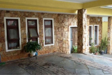 Casa à venda com 4 quartos, sendo 1 suíte, em Sesc, Suzano, SP