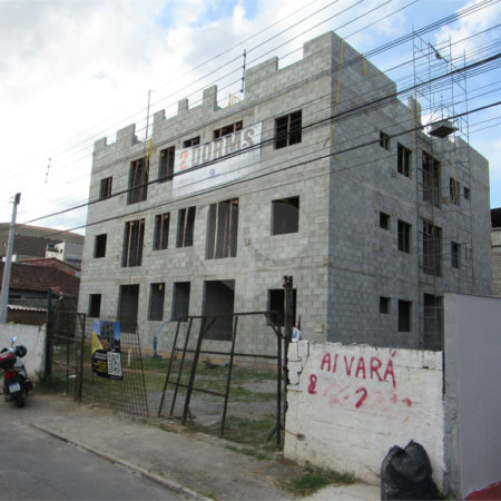 Casa à venda com 2 quartos no condomínio Edifício Cristo Rei, Arujá - SP