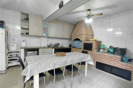 Casa à venda com 3 quartos, sendo 1 suíte, em Vila Ipojuca, São Paulo, SP