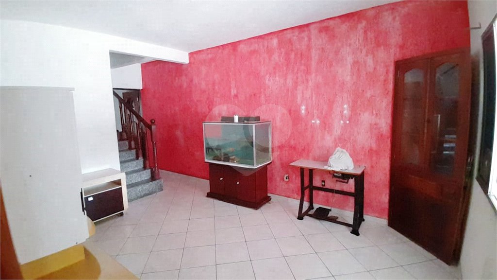 Sobrado à venda com 3 quartos, sendo 1 suíte, em Vila Maria Baixa, São Paulo, SP