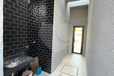 Casa Térrea à venda com 3 quartos, sendo 1 suíte, em Jardim do Lago, Atibaia, SP