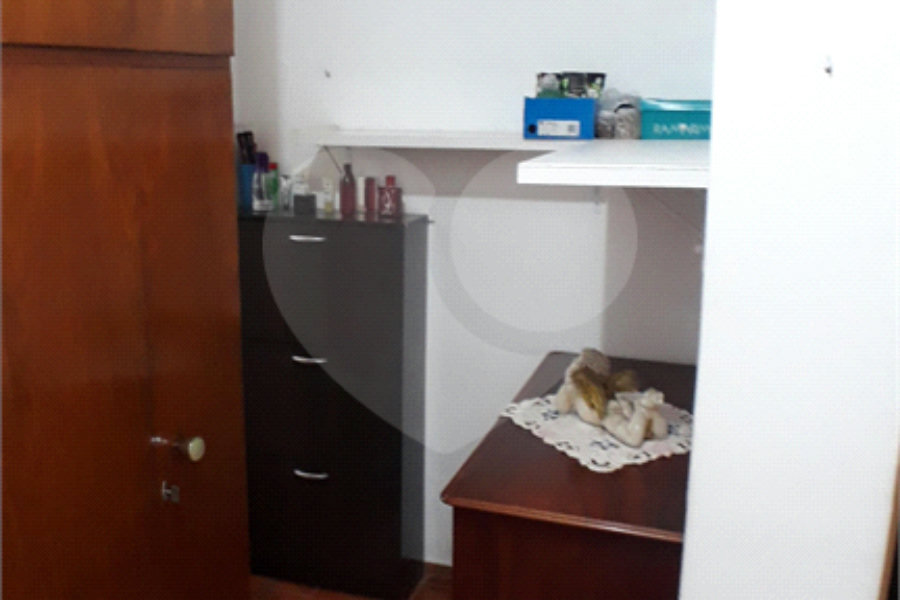 Casa Térrea à venda com 5 quartos, sendo 2 suítes,  em Parada Inglesa, São Paulo, SP