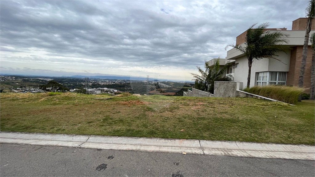 Terreno à venda no condomínio Residencial Campo de Toscana, Vinhedo - SP