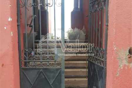 Casa Térrea com 2 dormitórios.