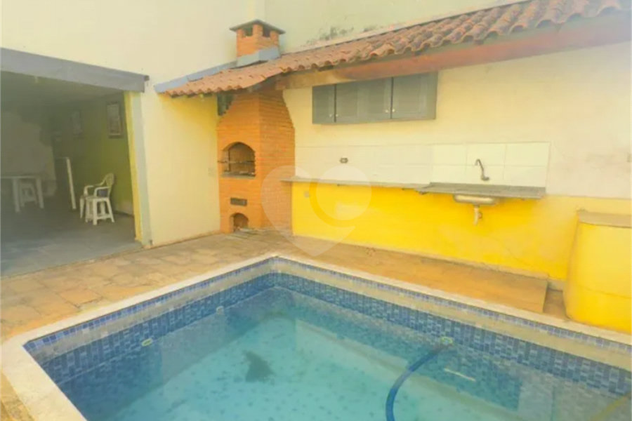 Sobrado à venda com 3 quartos em Vila Bonilha, São Paulo, SP