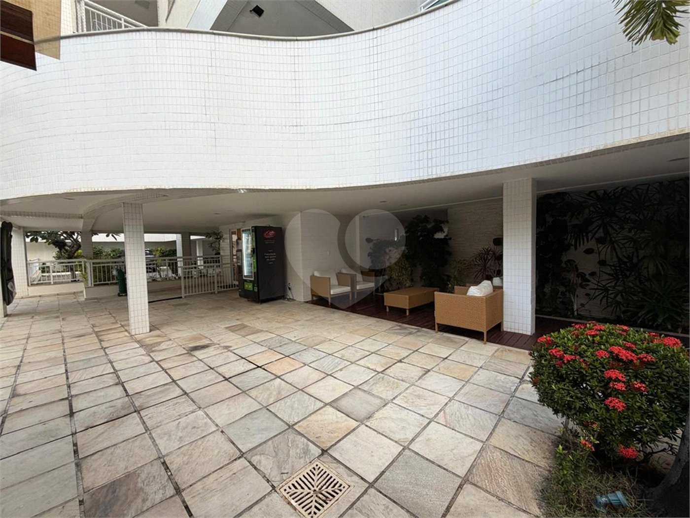 Apartamento à venda com 3 suítes em Braga, Cabo Frio, RJ