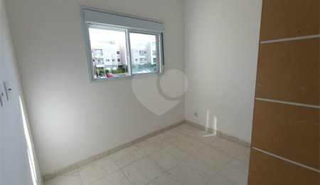 Apartamento à venda com 2 quartos, sendo 1 suíte,  em Bairro do Cambará, São Roque, SP