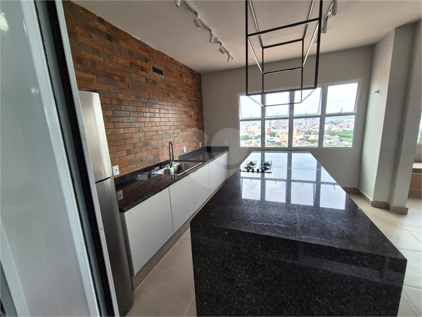 Apartamento à venda com 2 quartos, sendo 1 suíte,  em Vila Hortência, Sorocaba, SP