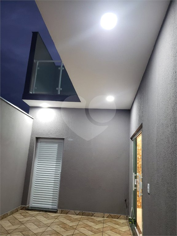 Sobrado à venda com 3 quartos, sendo 1 suíte,  em Residencial Jardim Nathália, Sorocaba, SP