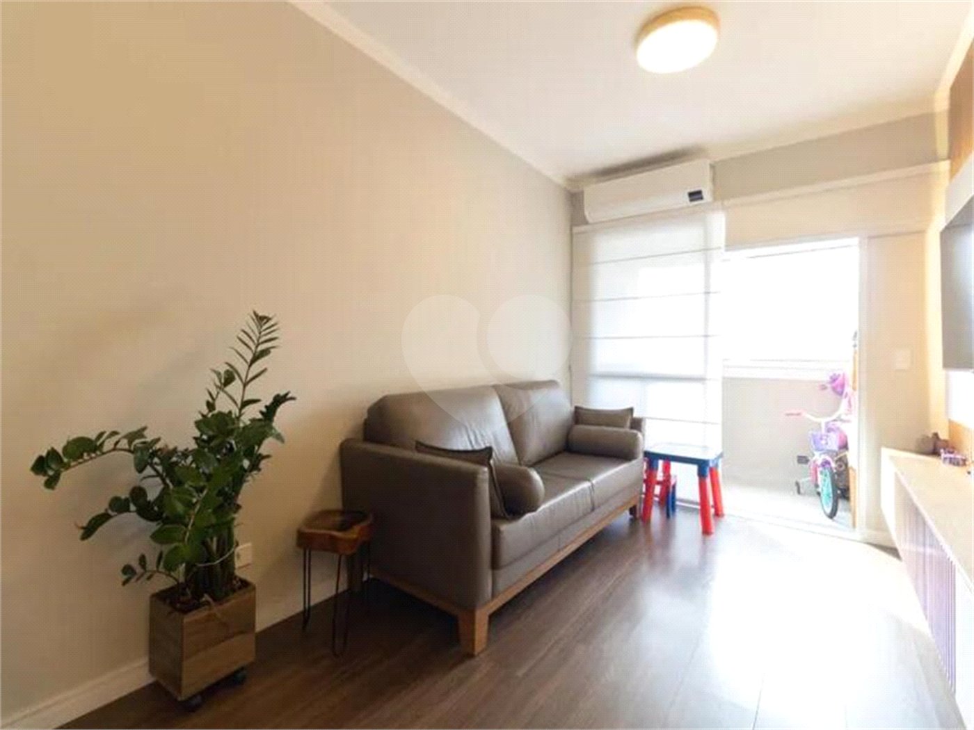 Apartamento à venda com 3 quartos, sendo 1 suíte, em Vila Mariana, São Paulo, SP