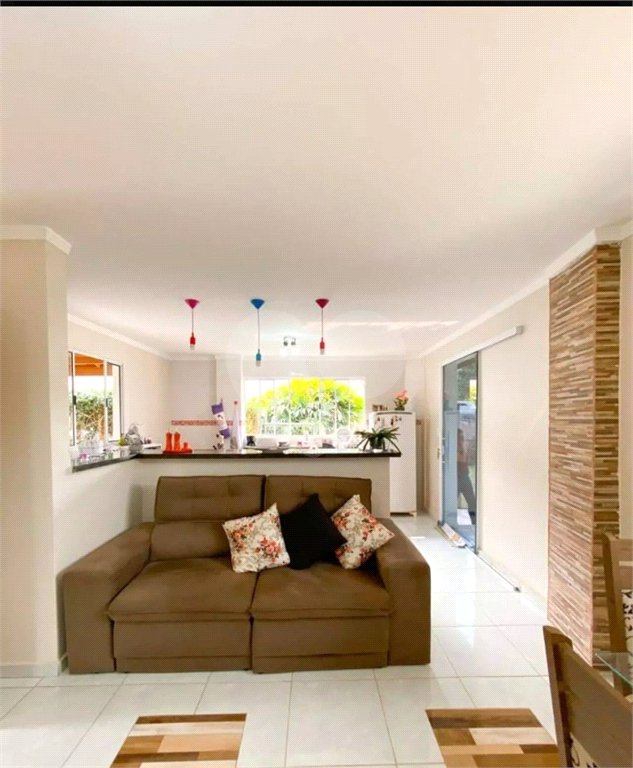 Casa à venda com 2 suítes em Retiro das Fontes, Atibaia, SP