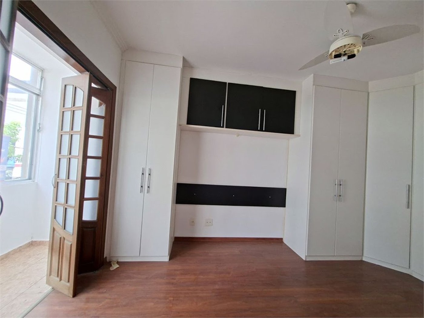 Apartamento Residencial à venda, Gonzaga, Santos - AP1410.