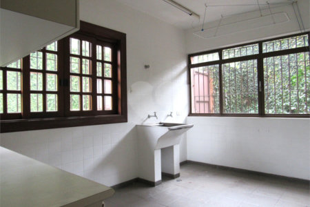Casa à venda com 3 suítes em Alto da Boa Vista, São Paulo, SP